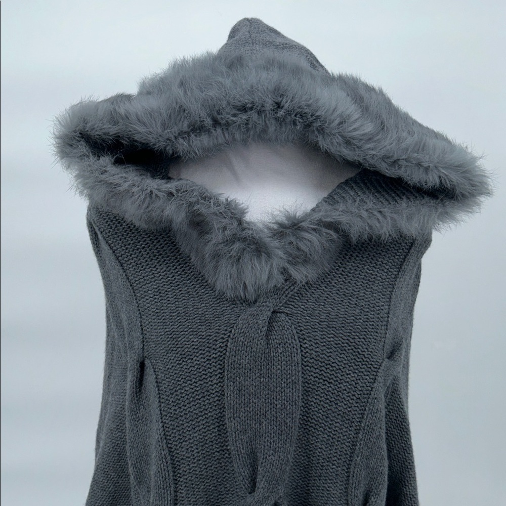 J. McLaughlin Gray Merino Wool Cape Poncho Rabbit Fur Hood M/L - Picture 4 of 12